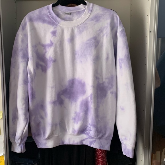 gildan tie dye sweatshirt